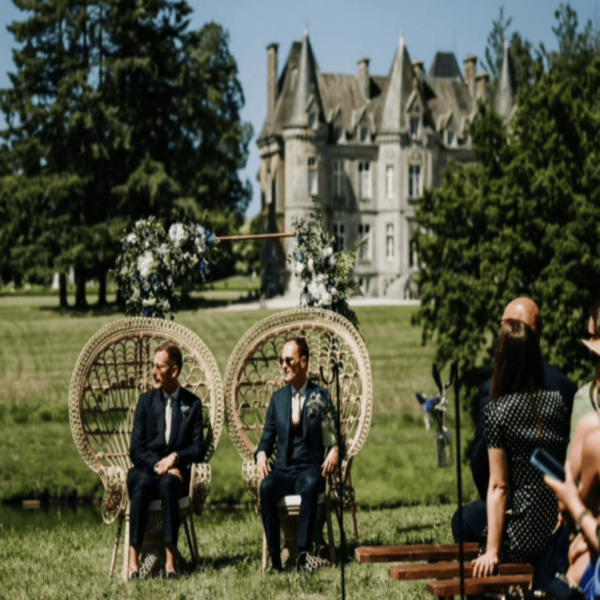 Ceremonie-Laique-Mariage-Normandie-600x600 Ceremonie-Laique-Mariage-Normandie-600x600