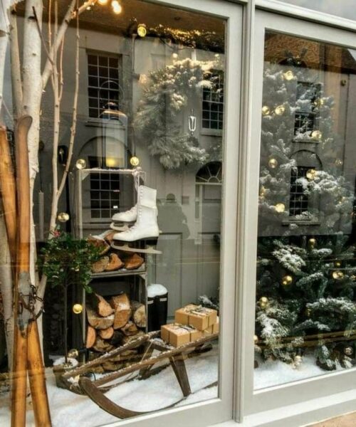 Location-Décoration-Vitrine Location-Décoration-Vitrine Fougeres vitrine bretagne